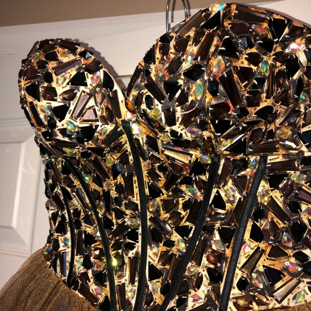 Short prom / sweet sixteen dress